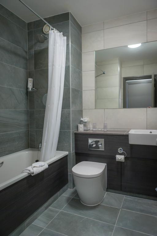 Double Room,1703559101:JPEG