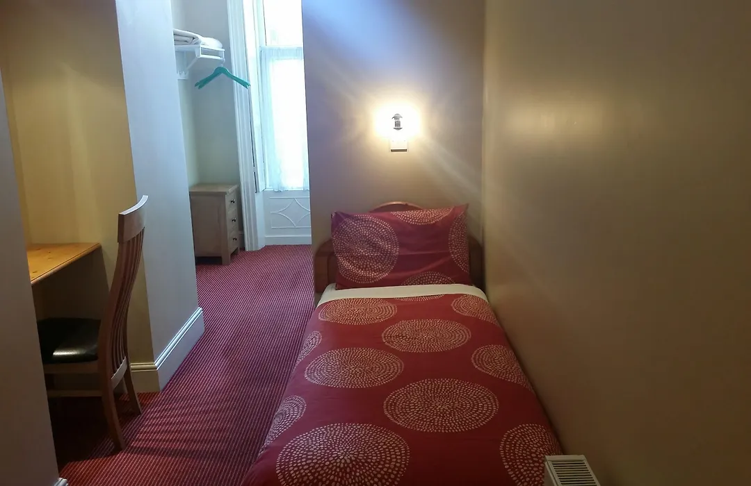 Parkway Guesthouse-1