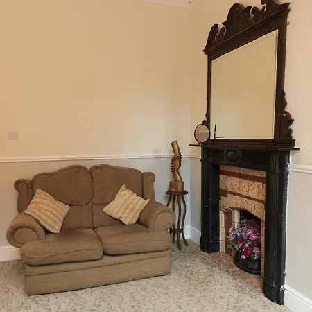 Harveys Guest House-3
